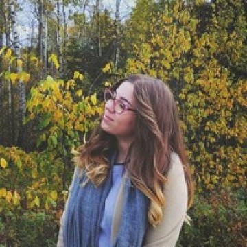 Лена Швецова